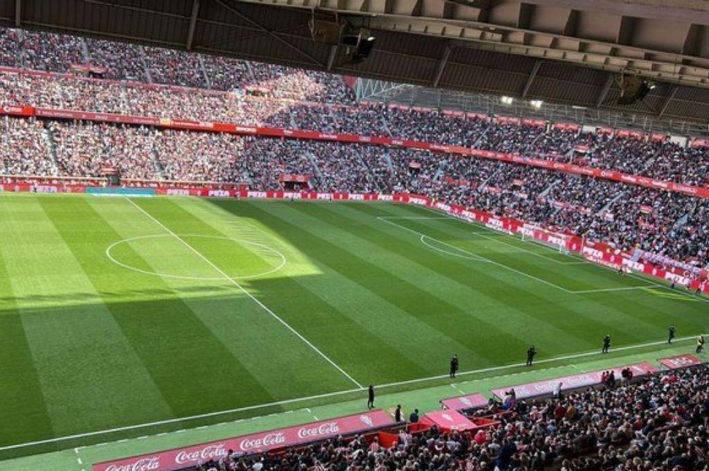 Falleció en pleno partido y toda España queda impactada por lamentable noticia: esta es la razón de su muerte en el estadio