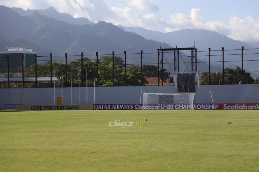 ¿Sigue dañado o en óptimas condiciones? Así luce el césped del estadio Morazán previo a los cuartos del Premundial Sub-20