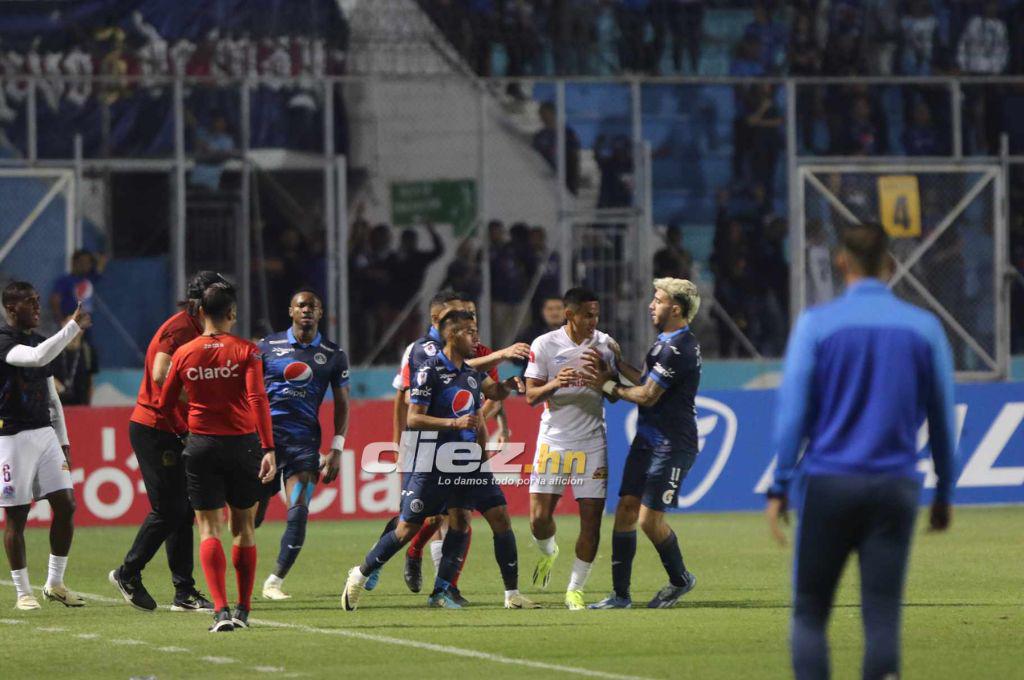 El festejo ‘tiktokero’ de Chirinos, el problema que pasó entre Najar y Auzmendi y la visita de Rueda en el Olimpia-Motagua