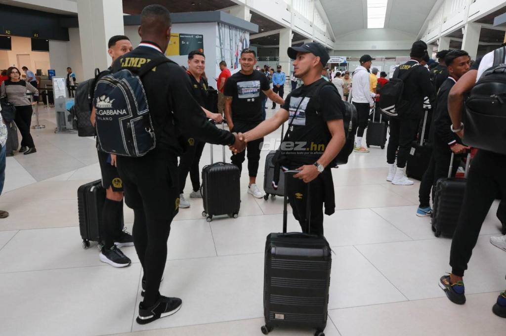 Futbolista de Olimpia se muestra dolido por no estar en la Selección y felicita al Motagua por su pase en Concacaf