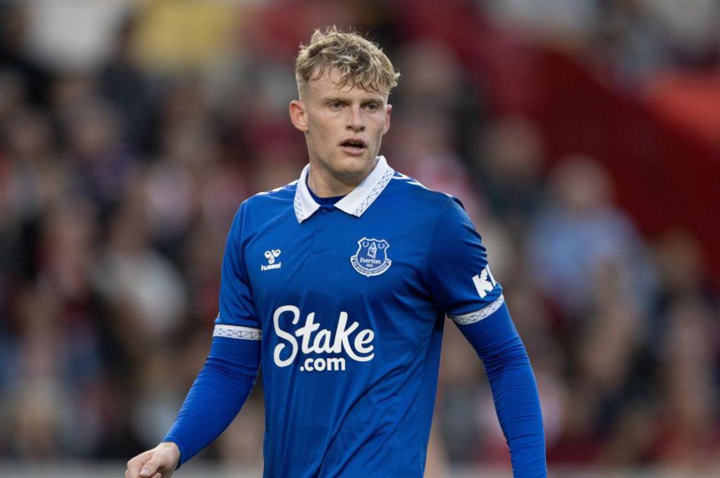 PSG y su rotunda postura con Mbappé, Piqué vuelve a las canchas, baja sensible en el Liverpool y Valverde revela su futuro