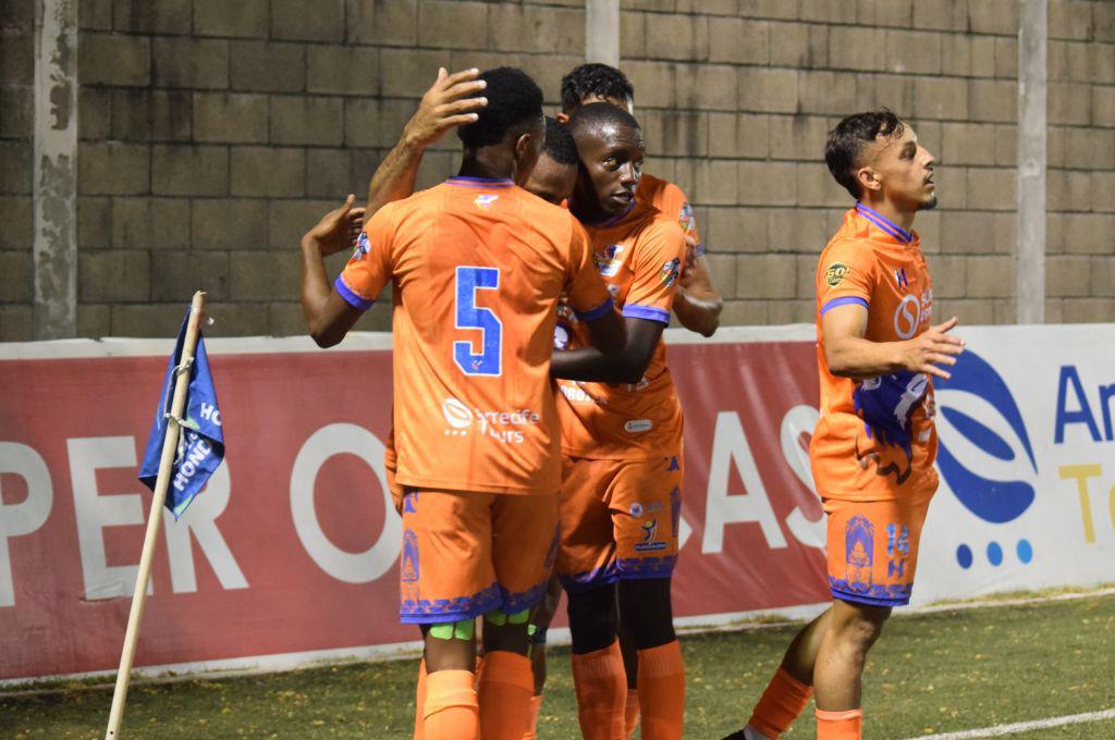 Pasan la escoba: equipo de la Liga Nacional anuncia barrida en su plantilla tras finalizar el torneo Clausura 2025