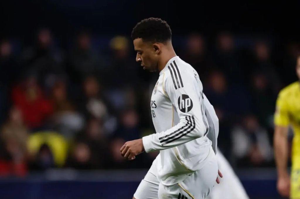 ¿Noviazgo confirmado? Mbappé estalla las redes: la hermosa actriz con la que ha sido ligado la estrella del Real Madrid