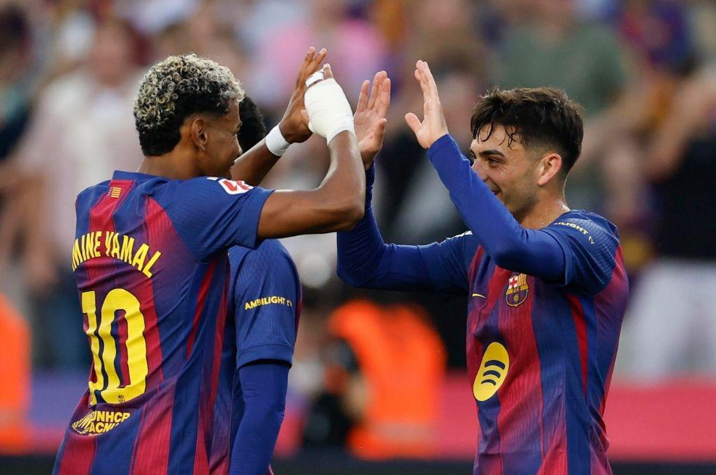 La mala seña de Flick al árbitro tras gol de Araújo, la polémica de la que todo el mundo habla y el golazo que silenció al Barcelona