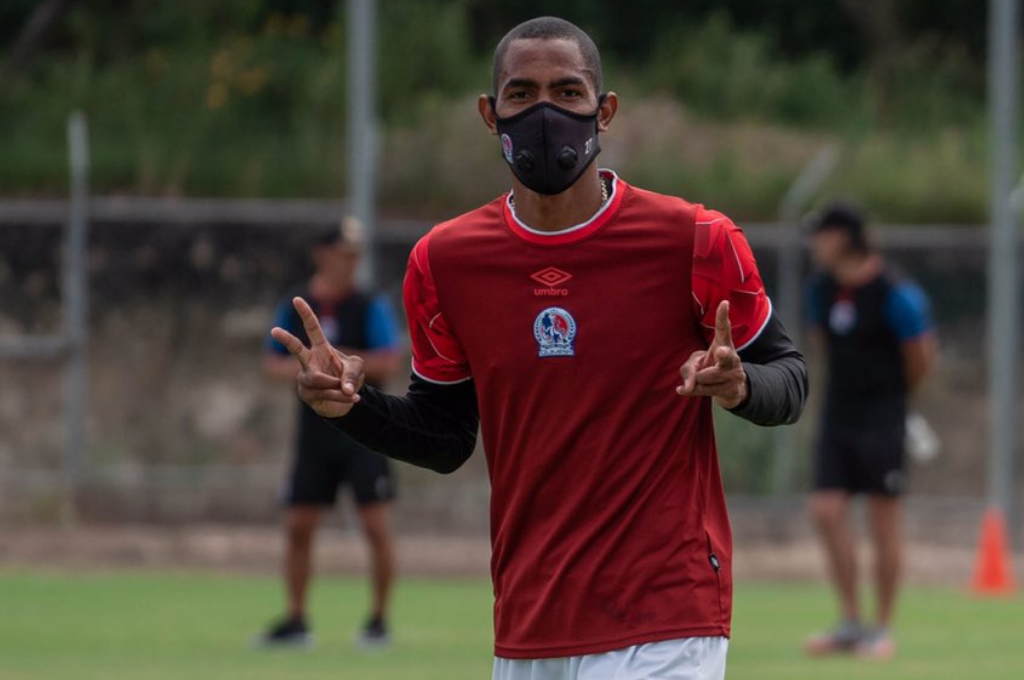 Con Bryan Moya: Así será el nuevo 11 del Olimpia de la mano de Pablo Lavallén para buscar el pentacampeonato