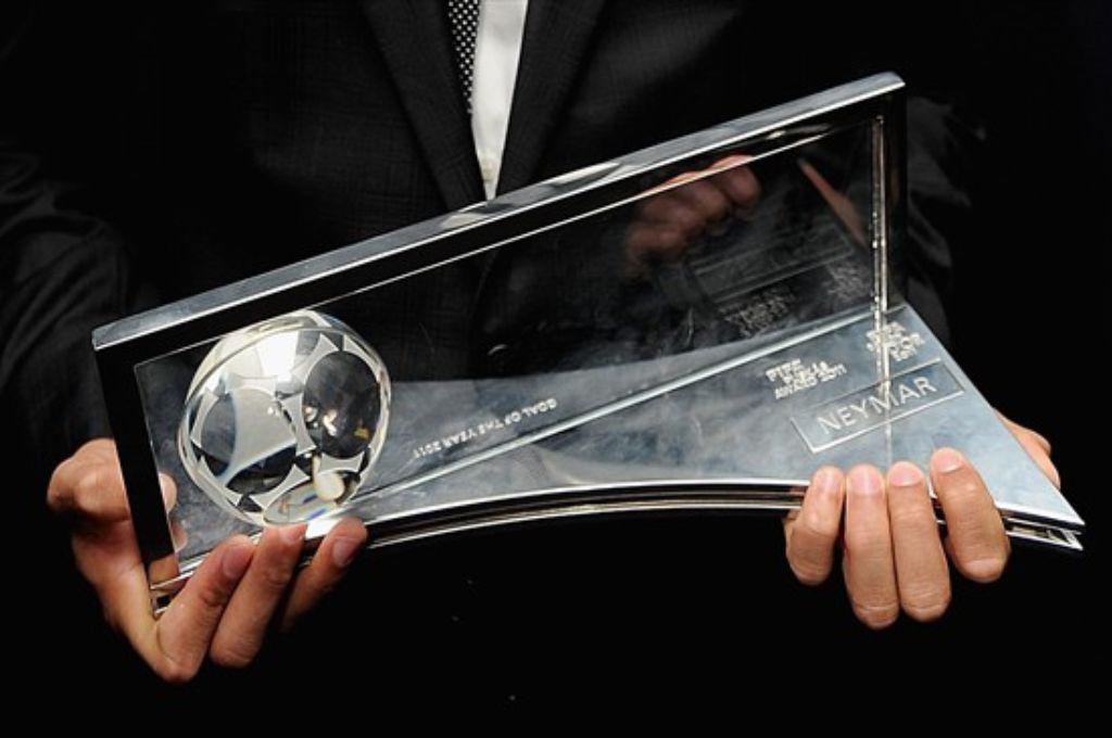 Premios Puskas 2024: ¿Quiénes son los rivales que tiene Michaell Chirinos al mejor gol del año?