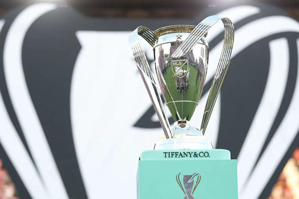 Salah se harta y se iría del Liverpool: estos son los clubes que se desean fichar al egipcio en el mercado de invierno