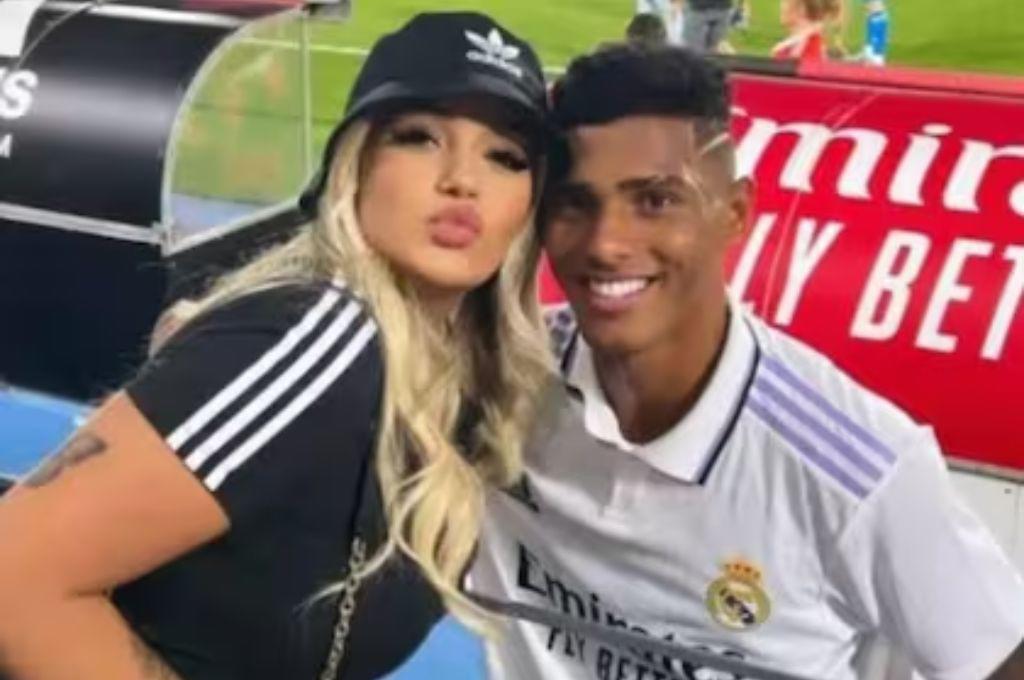 Se tatuó el nombre de “su hija” y descubrió que no es el padre biológico: “Hicimos pruebas de ADN y salieron negativas”