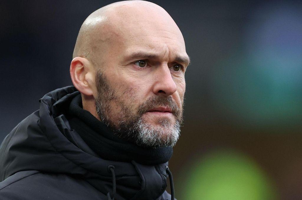 Renunció seguir dirigiendo en Inglaterra y ahora trabaja en un aeropuerto: la razón por la que tomó está decisión: Es un cambio radical