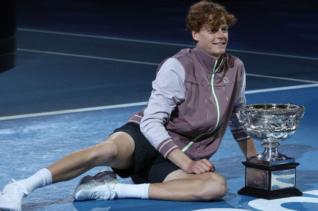 Italia se desborda por Sinner, el gesto ‘loco’ del campeón del Abierto de Australia y el mensaje especial a su padres