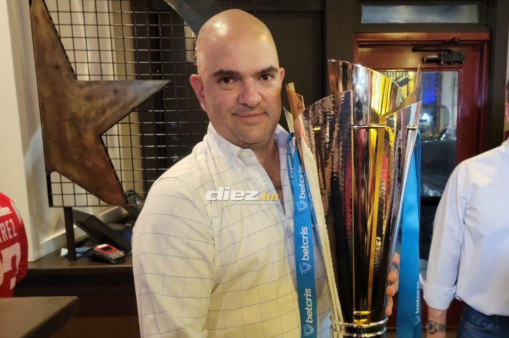 ¡Con tremenda alegría! Así fue la cena privada que tuvo el Olimpia tras la conquista de la Copa 36 ante los Potro de Olancho FC