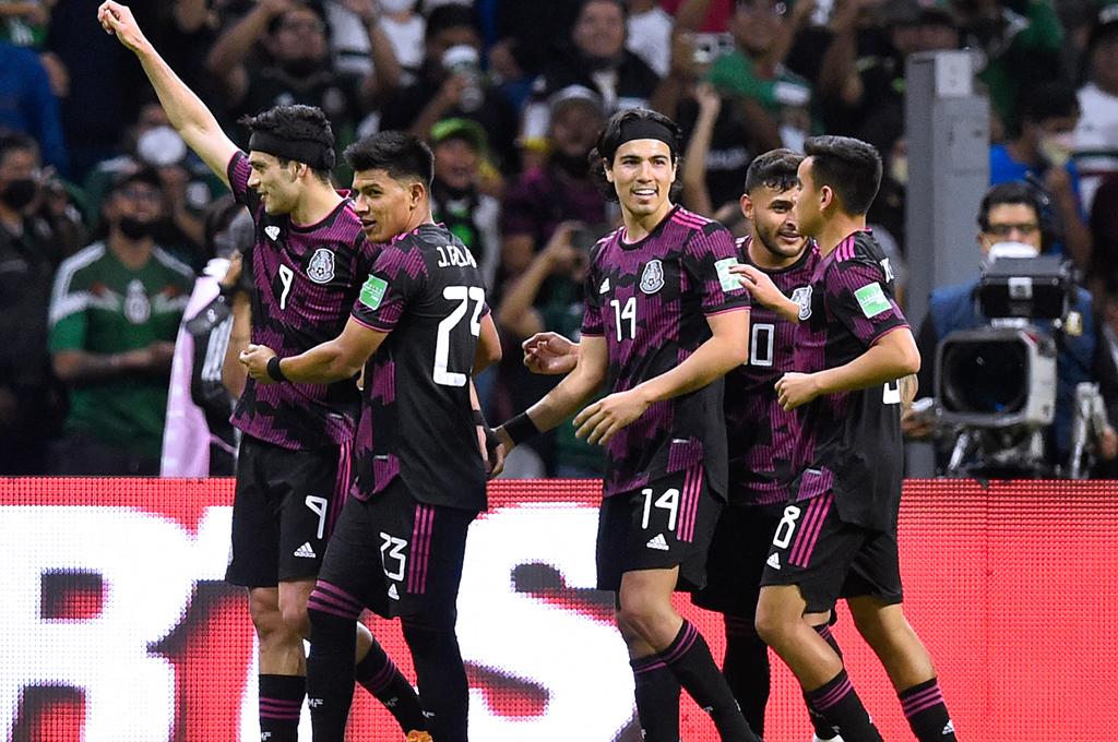México derrota a El Salvador y clasifica al Mundial de Qatar 2022 igualando en puntos junto a Canadá en el primer lugar