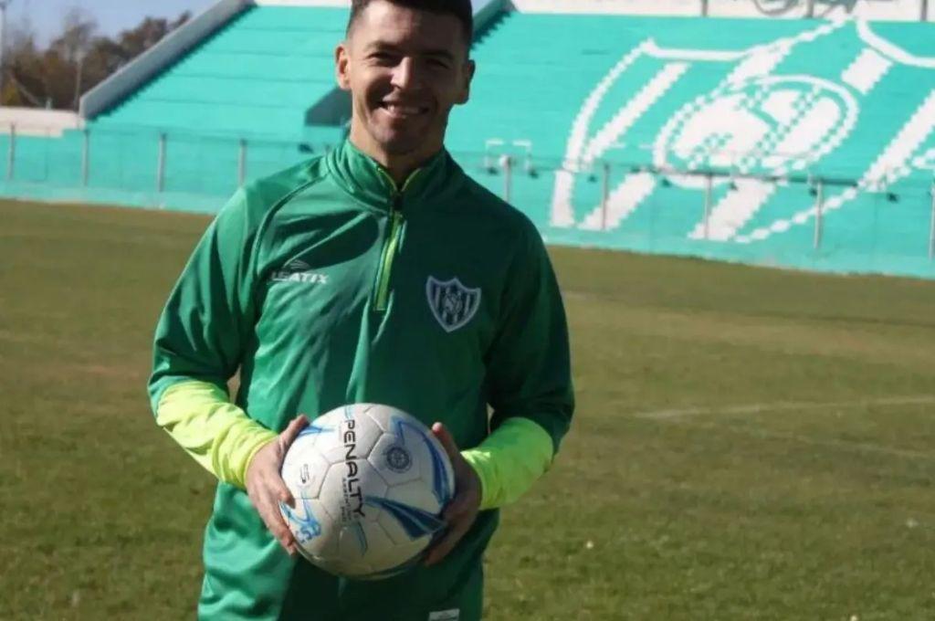 De ser tricampeón con Olimpia a jugar fútbol sala: así es la nueva vida del ex mediocampista que conquistó a Troglio
