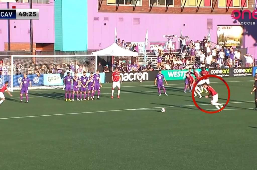 Una zurda muy educada: el golazo de José Escalante en empate del Cavalry ante Pacific en la liga canadiense