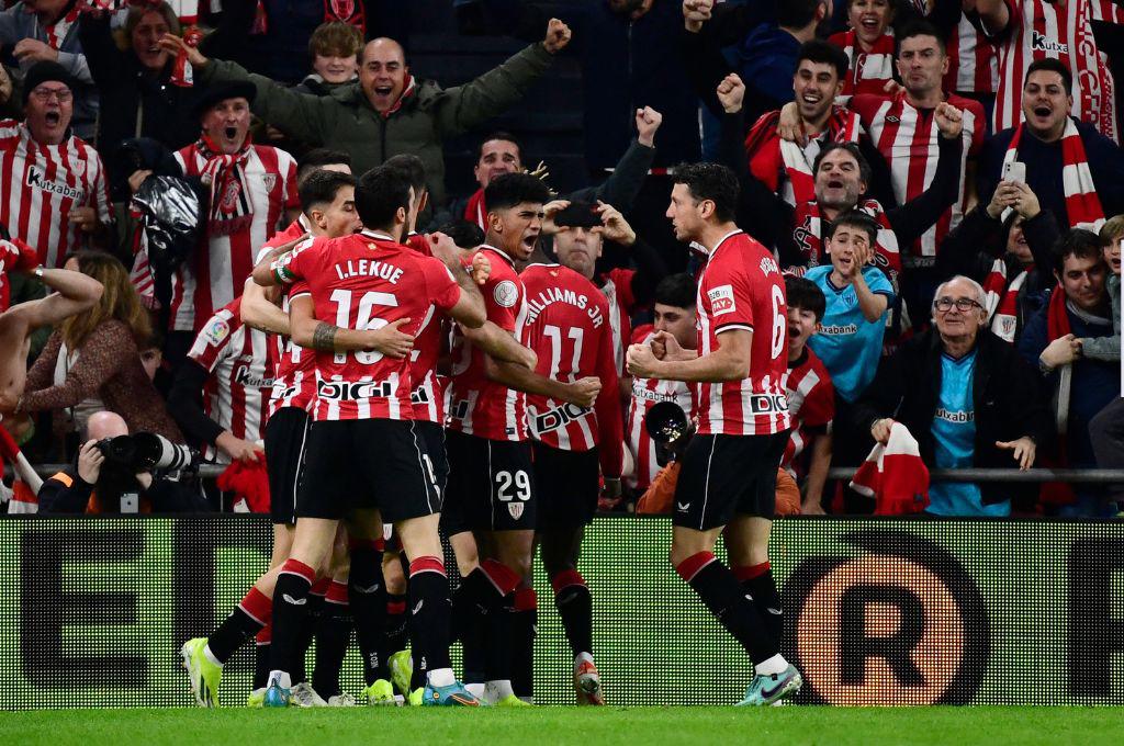 La venenosa mirada de Xavi a Yamal por sus fallos, enojo del Barcelona y el jugador que viajó desde África para clasificar al Athletic