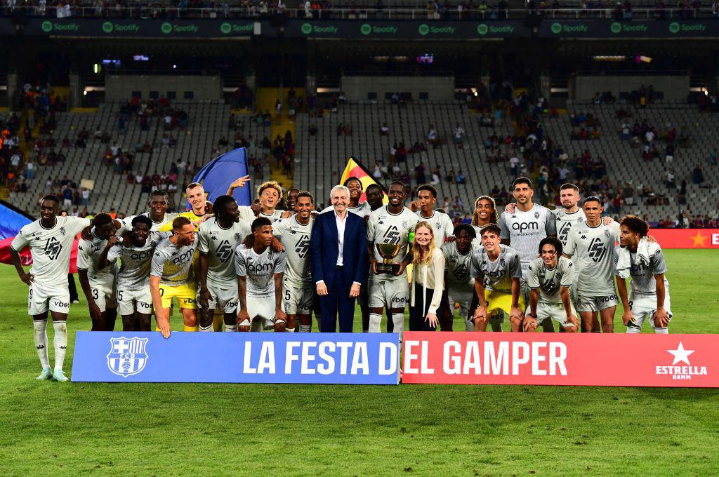 Barcelona, goleado en el Joan Gamper: Presentó dos fichajes, regresó Lamine Yamal y los dorsales confirmados