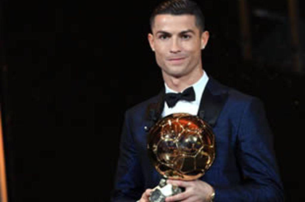 ¿Messi o Cristiano Ronaldo? FIFA entregaría el Super Balón de Oro en 2029 y ya hay polémica por el ganador