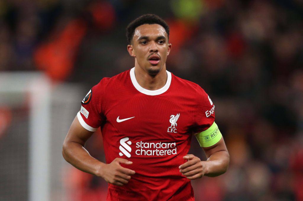 Alexander-Arnold al Madrid y Ancelotti vende delantero, las dos bajas del Barcelona y el bombazo del PSG por 60 millones