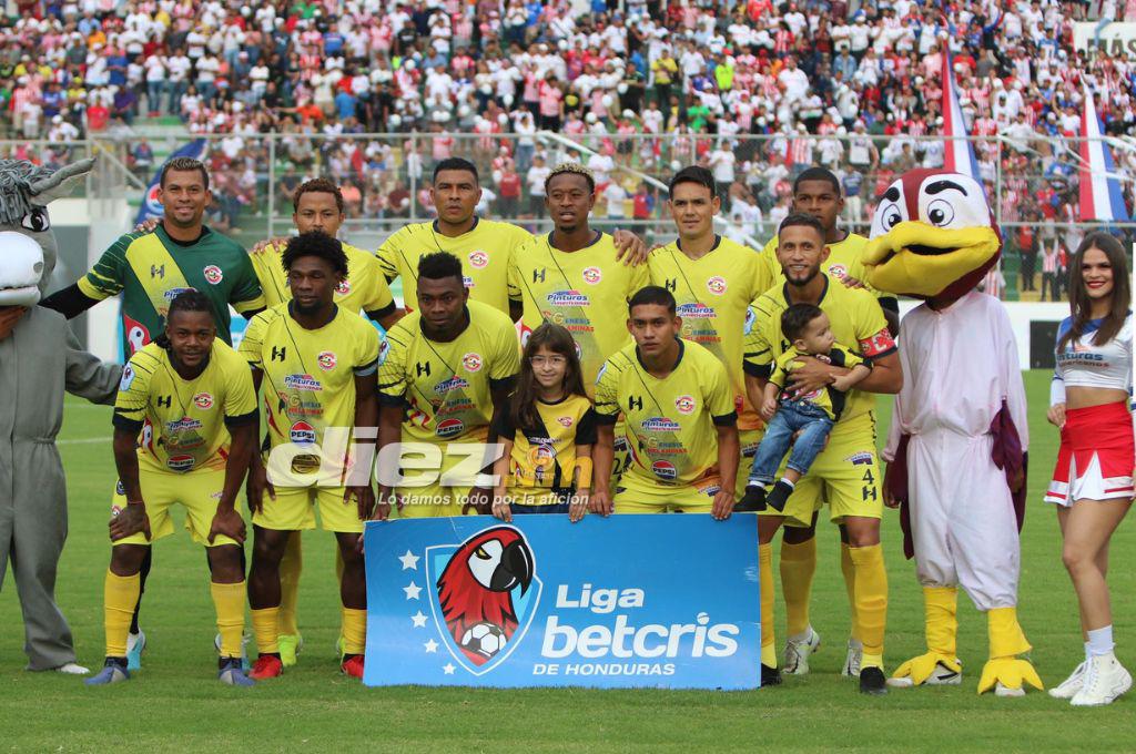 El festejo épico del ‘Chelito’, el enojo de Tilguath y la sorpresa en el Olimpia: La belleza femenina cautivo en Comayagua