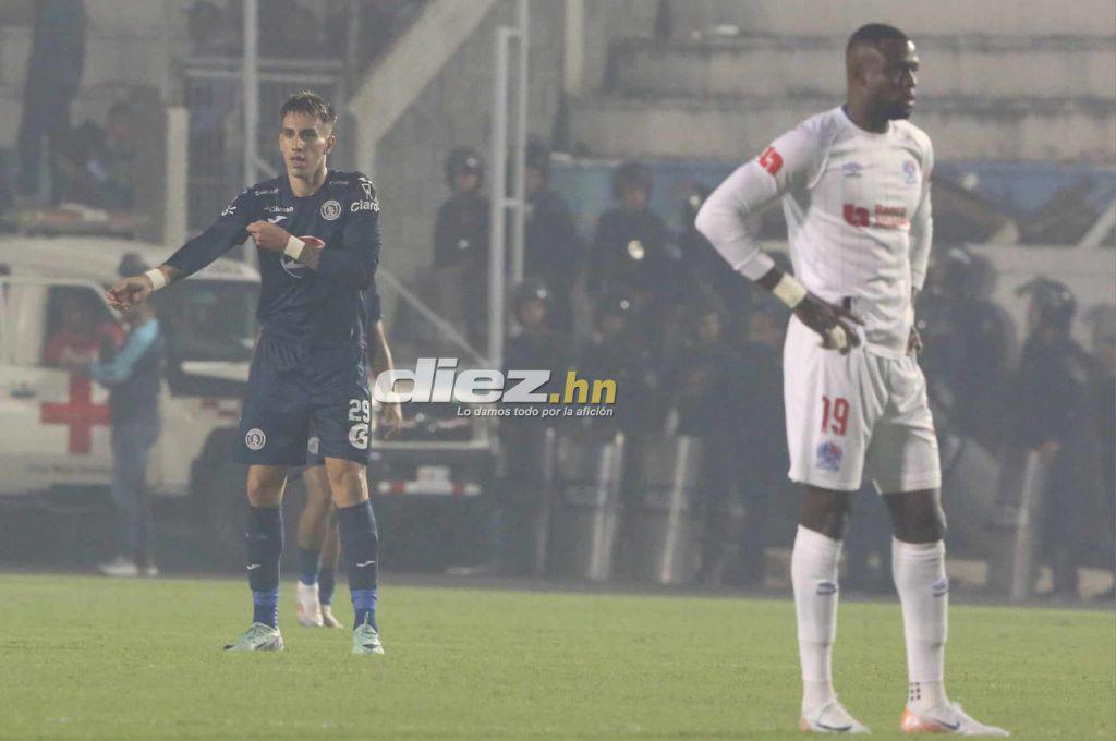 Los penales no señalados por Saíd, la euforia de Andy Najar, Rodrigo Auzmendi brilló y la belleza del Motagua-Olimpia