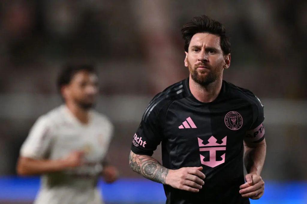 Compañero de Messi anunció su salida del Inter en plena gira, Cristiano Ronaldo tendría nueva dupla y Sergio Ramos define su futuro