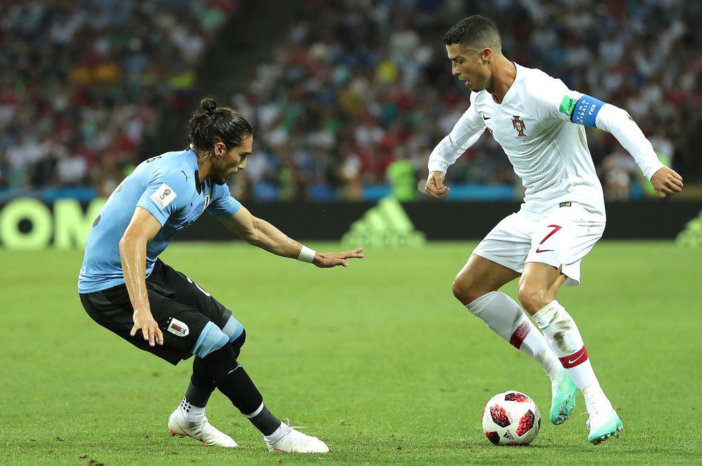 ¡Privilegiados y afortunados! Los 25 futbolistas que han compartido cancha con Cristiano Ronaldo y Leo Messi