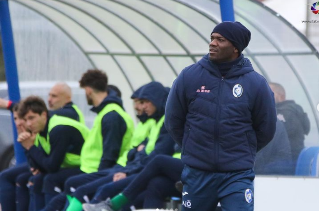 David Suazo y el Carbonia no la pasan nada bien en Italia y siguen hundidos en el sótano de la clasificación