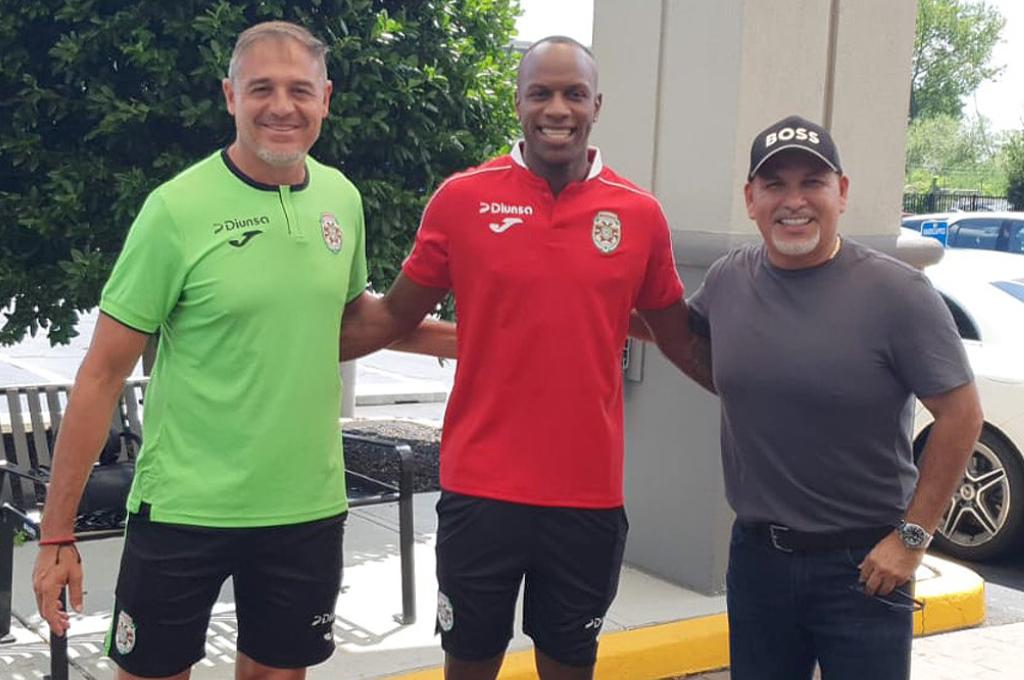 Llegó como fichaje bomba y se va del club dos semanas después: Marathón pierde al colombiano Andrés Murillo