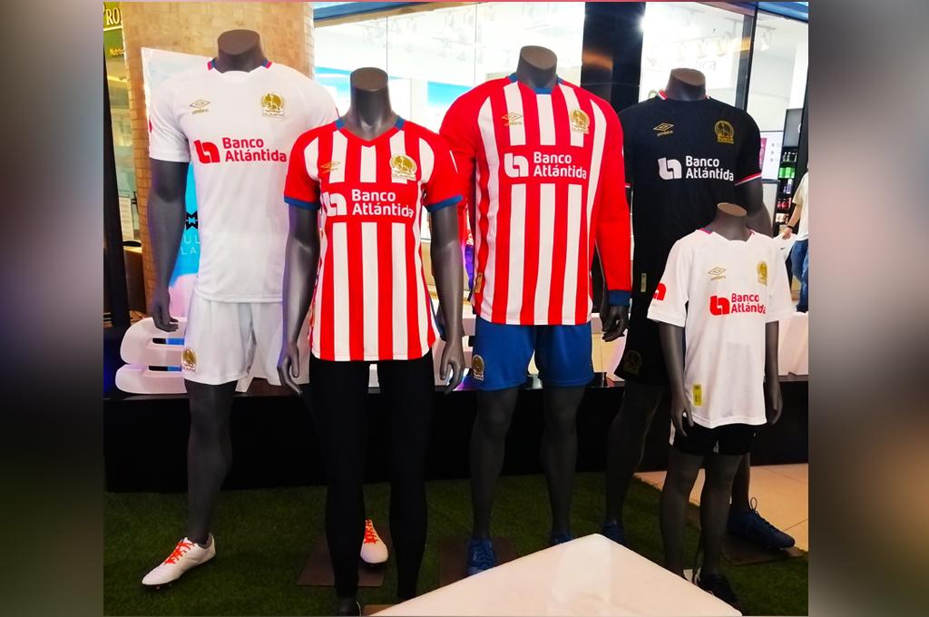 Sportline presenta la nueva indumentaria del Club Deportivo Olimpia