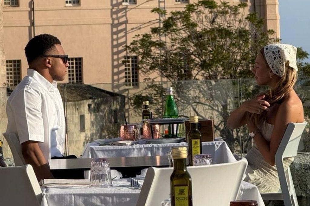 Real Madrid se hartó de Mbappé: está lesionado y se fue de vacaciones con Ester Expósito; Esto es vergonzoso