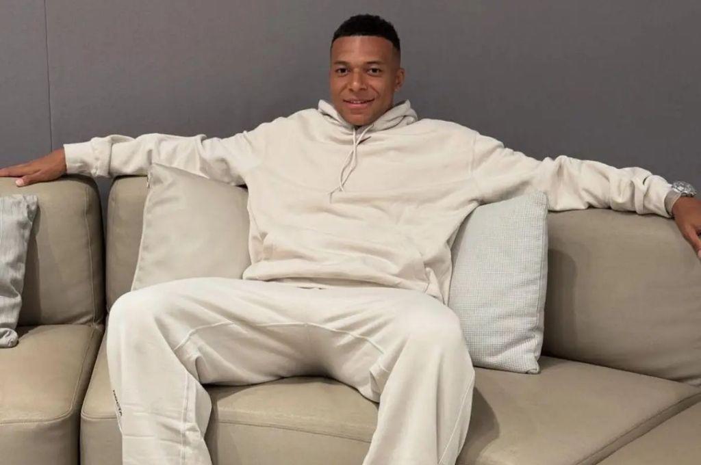 ¿Noviazgo confirmado? Mbappé estalla las redes: la hermosa actriz con la que ha sido ligado la estrella del Real Madrid