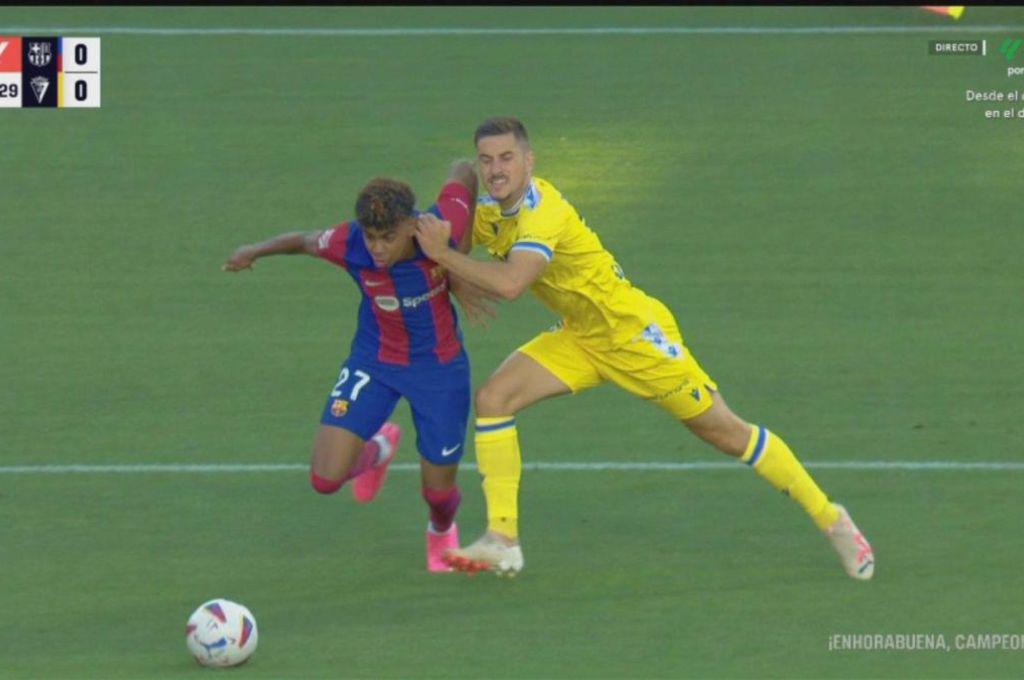 Sorpresa con el Real Madrid: ¿Qué equipo ha tenido más penales a favor y en contra en LaLiga de España 2024-2025?