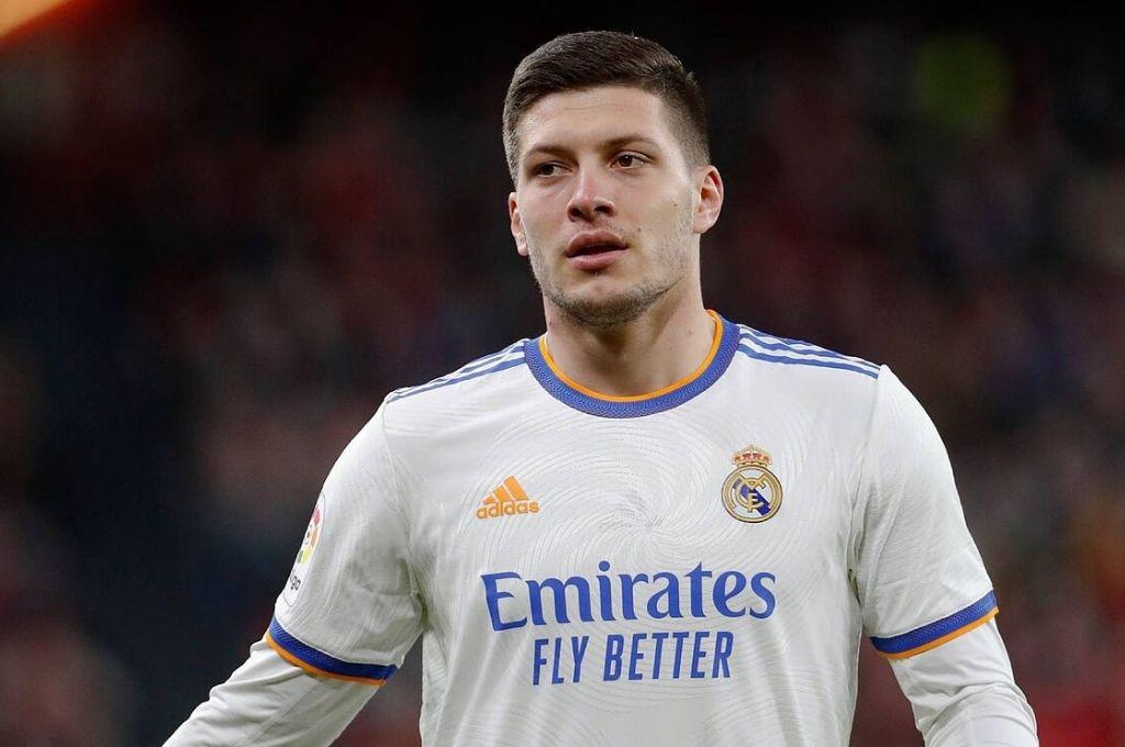 OFICIAL: Real Madrid anuncia el traspaso de Luka Jovic y completamente gratis pese a tener contrato