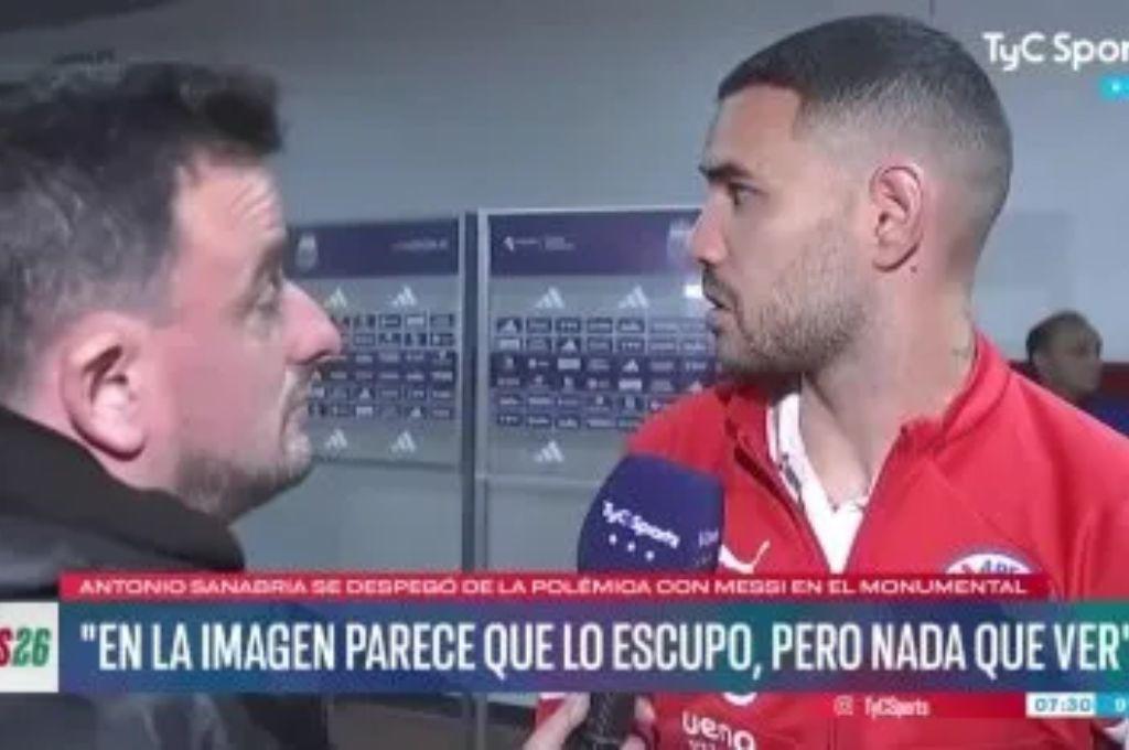 Le escupió a Messi y Leo lo humilló ¿Quién es Antonio Sanabria, el autor del golazo de chilena en el Paraguay-Argentina?