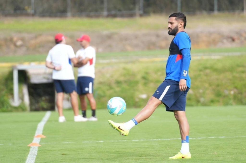 ¿Están lesionados? Los futbolistas de Olimpia que Espinel no utilizó ante UPN y no lo haría con Victoria