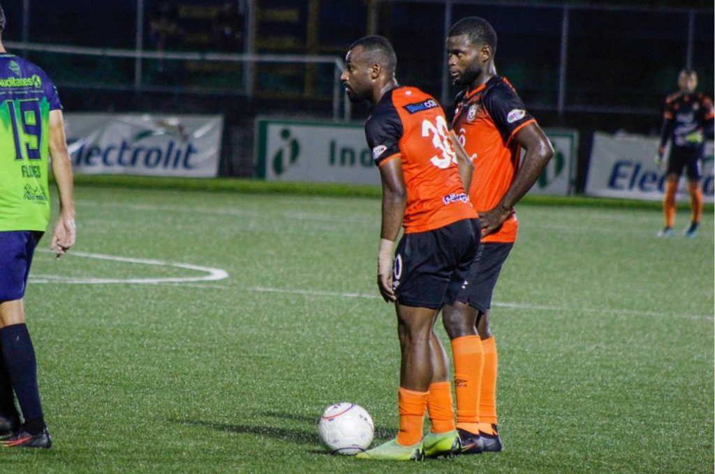 Con futuro incierto: Los futbolistas hondureños que buscan un nuevo destino en el fútbol para el 2022