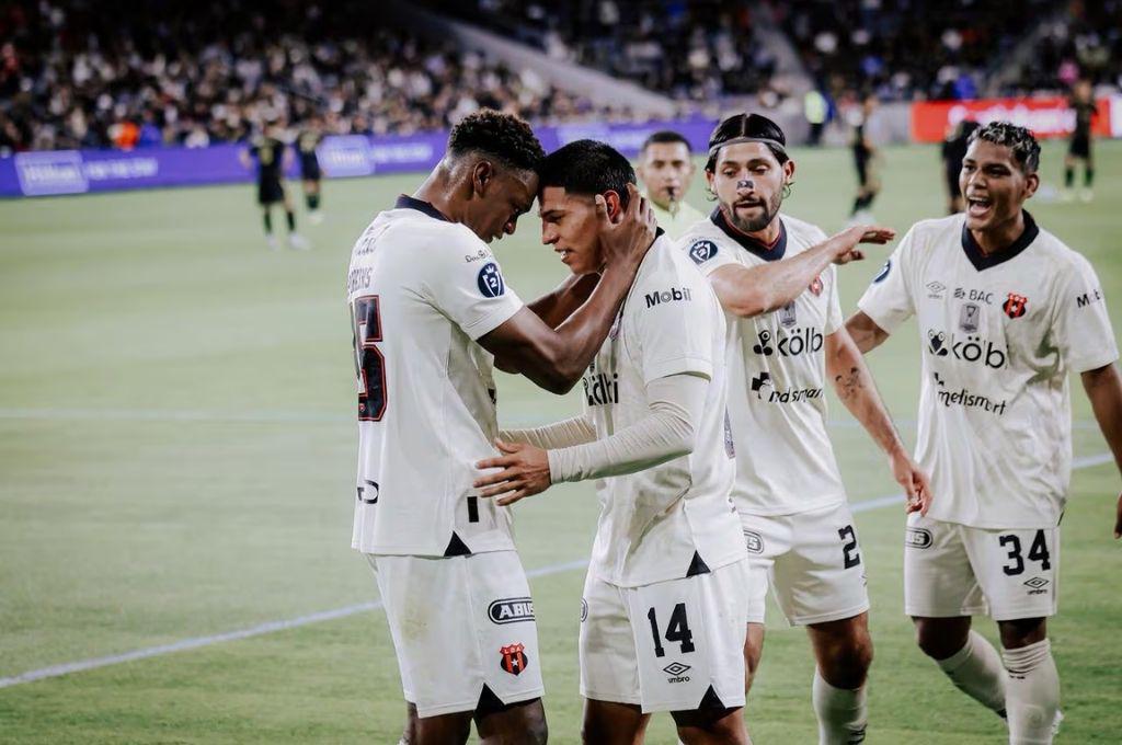 Cae otro jugador: el tremendo castigo que le puso Alajuelense a Alejandro Bran tras escándalo que sacudió a toda Costa Rica