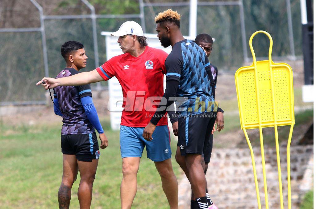 Visita de lujo, las órdenes de Pedro Troglio y las apuestas de Menjívar; así entrenó el Olimpia previo a la final ante Olancho
