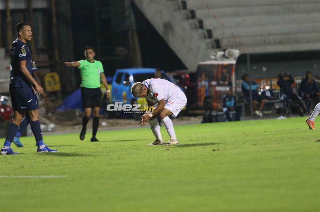 Los penales no señalados por Saíd, la euforia de Andy Najar, Rodrigo Auzmendi brilló y la belleza del Motagua-Olimpia