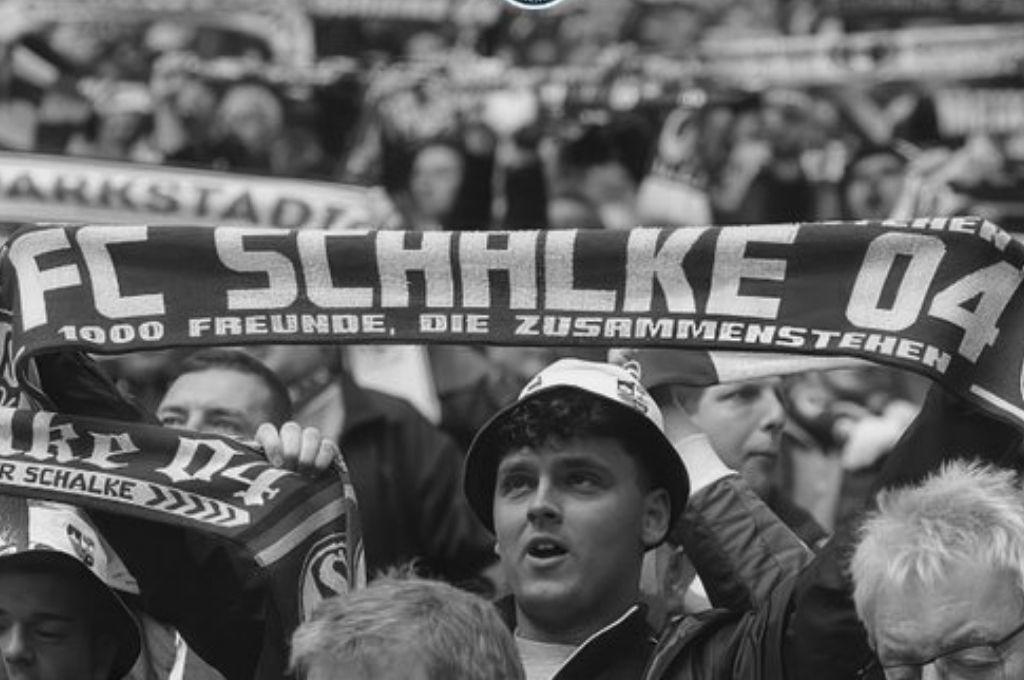 Tragedia en Europa: falleció en estadio histórico cuando ya todos se habían ido y revelan la causa de su muerte