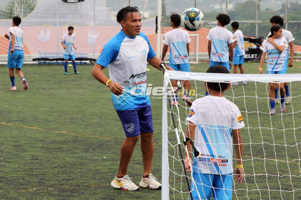 Rambo de León, David Suazo y Wilson Palacios enseñando: Así son los entrenamientos de los “Hermanos Catrachos”