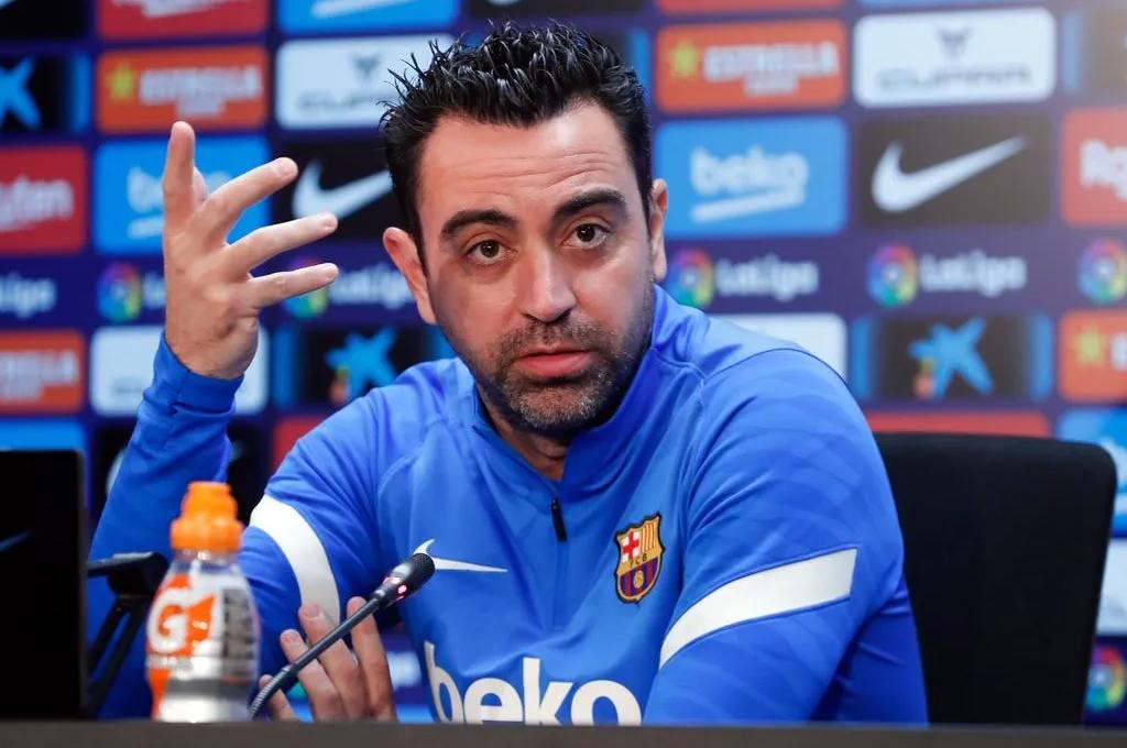 Xavi adelanta salidas y le manda un mensaje a Laporta: “Nos tenemos que reforzar si queremos ser competitivos”