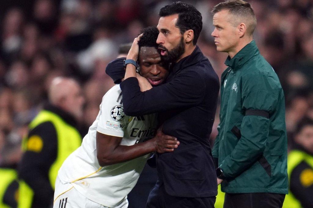 Confirman el jugador que pasa información a Arbeloa de problemas en Real Madrid