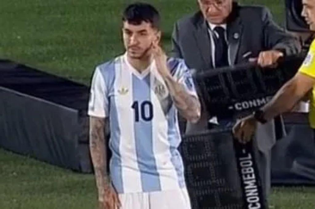 El jugador que utilizó la '10' de Messi, la burla de Uruguay a Argentina y la patada de 'cárcel' de Nico González a Nández