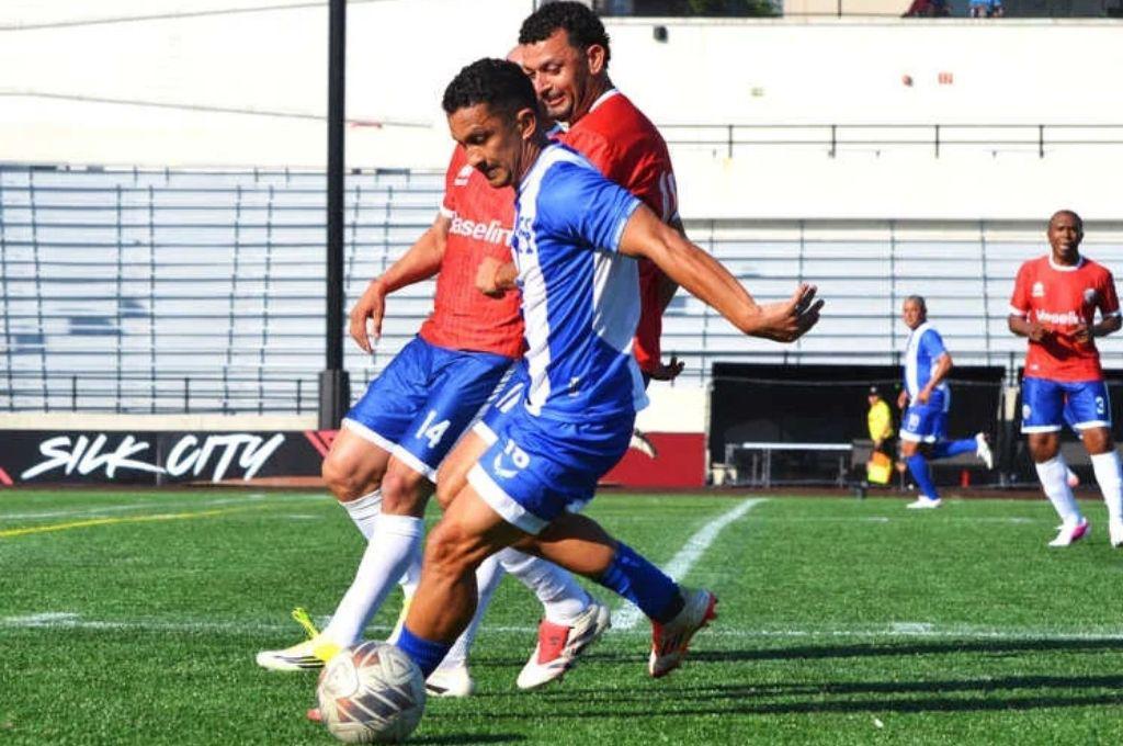 Honduras y Costa Rica reviven su histórica rivalidad en clásico de leyendas