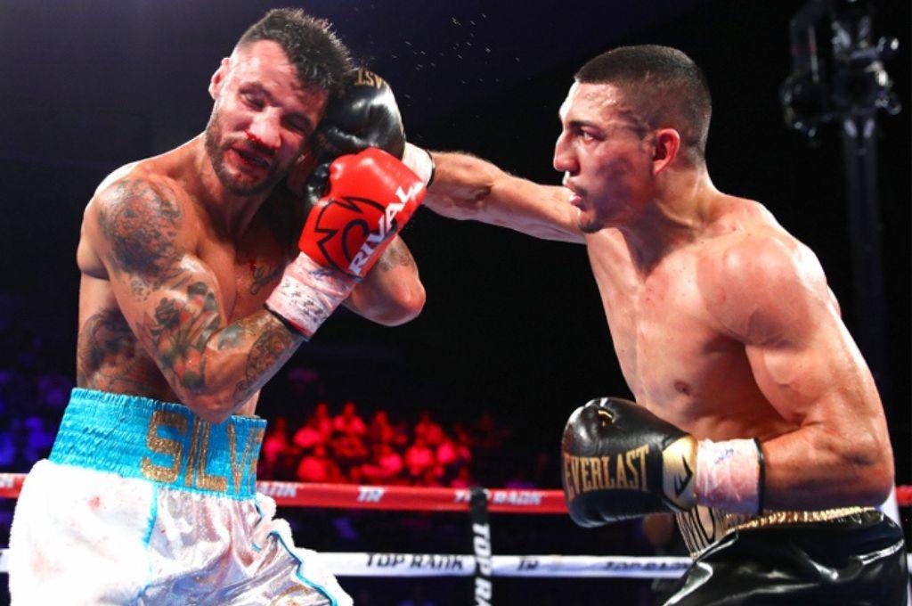 Se acerca una nueva batalla: Teófimo López, el boxeador hondureño y su gran historial de triunfos, nocauts, golpes  y polémicas