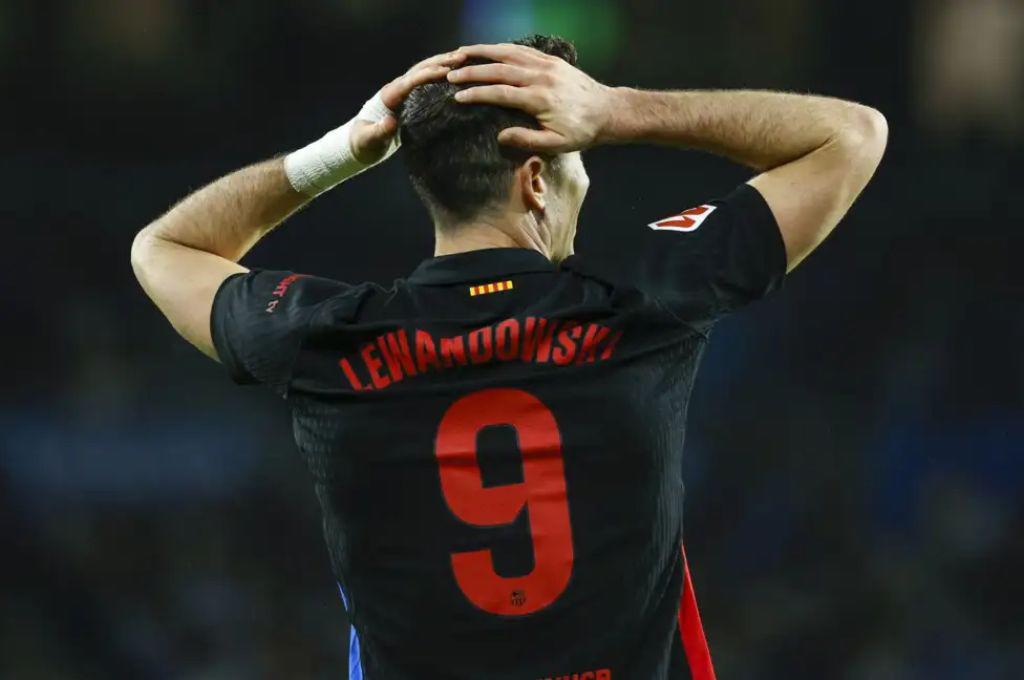 Lewandowski no lo quiere tener en el Barcelona y Deco ya lo sabe junto a Flick: “No vería con buenos ojos su llegada...”