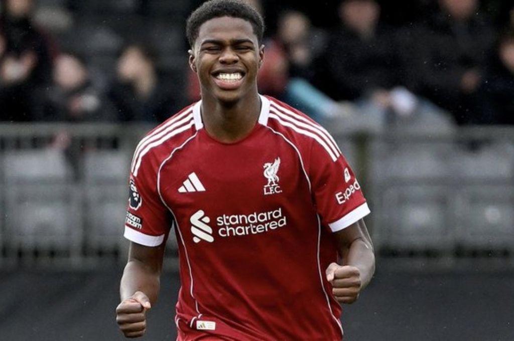 Keyrol Figueroa demuestra su olfato goleador y retorna encendido con doblete en la paliza del Liverpool