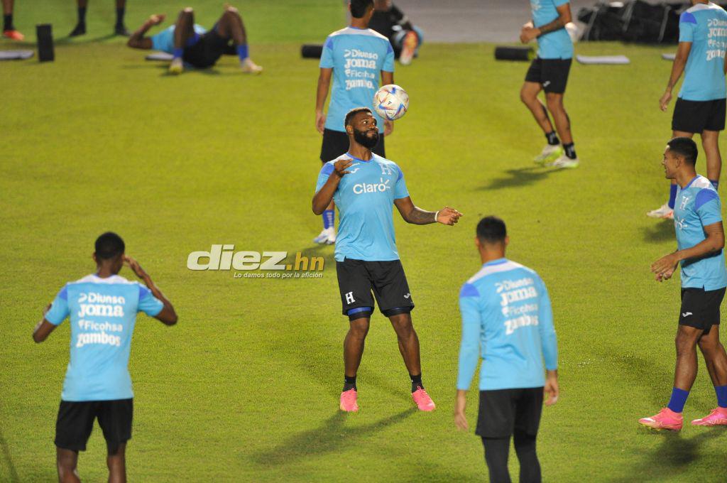 Suazo y Maynor dieron clases a los jóvenes: ¿Qué estuvo entrenando el ‘Choco’? y quién se llevó el baile en el rondo en el Chelato Uclés