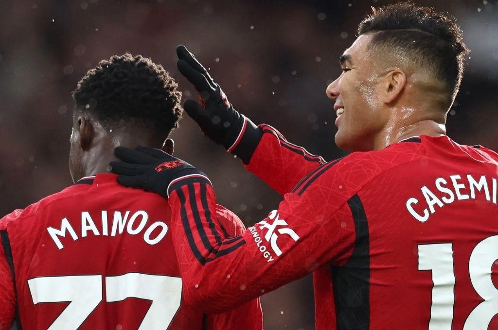 Se ha ganado la confianza de Old Trafford y confirma su renovación con el Manchester: Siempre ha sido mi casa